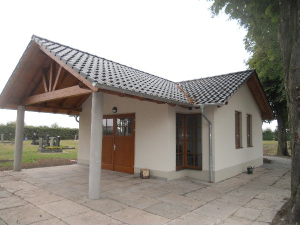 trauerhalle_02